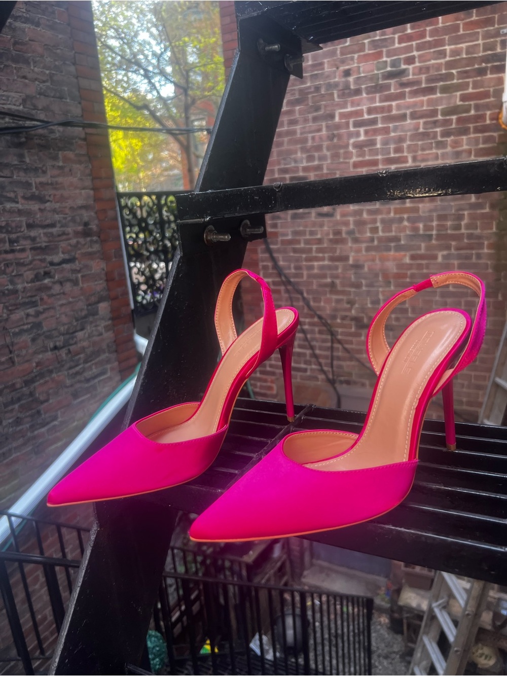 Boohoo Hot Pink Pointed-Toe Slingback Heels